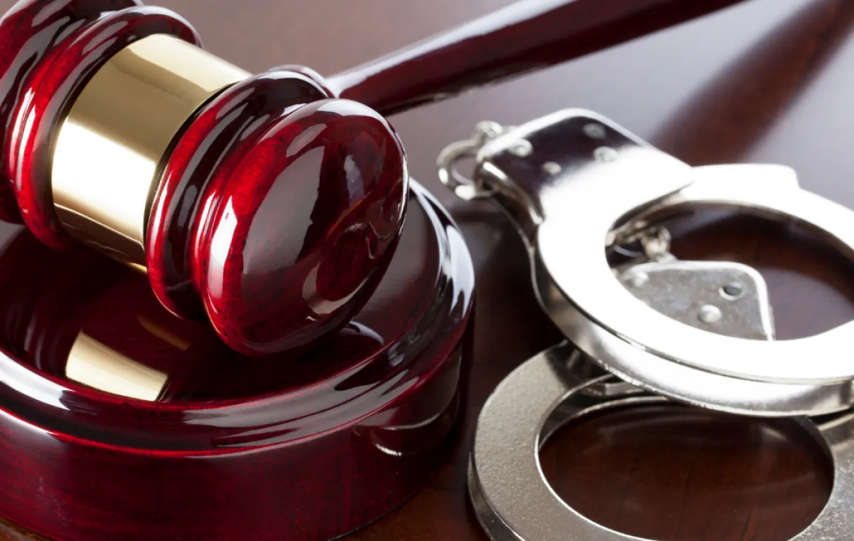 Criminal-Lawyer-qsxwv5s1hy9c6rfv